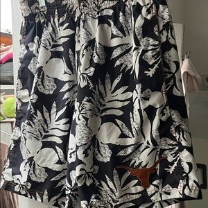 Licensed Product Black and White Floral Shorts with Longhorn Logo